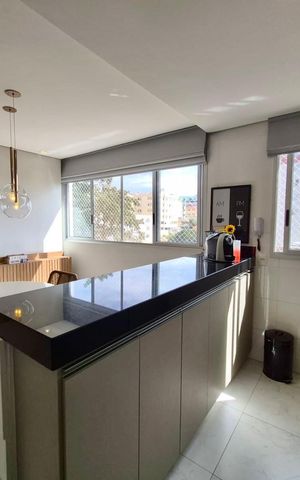 Apartamento à venda com 168m², 3 quartos e 4 vagas Apartamento à venda com 168m², 3 quartos e 4 vagasCozinha