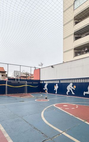 Apartamento à venda com 133m², 3 quartos e 2 vagas Apartamento à venda com 133m², 3 quartos e 2 vagasÁrea comum - Quadra