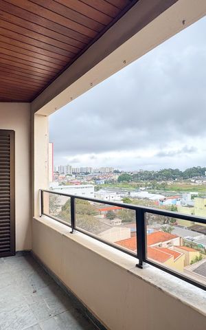 Apartamento à venda com 133m², 3 quartos e 2 vagas Apartamento à venda com 133m², 3 quartos e 2 vagasVaranda da sala