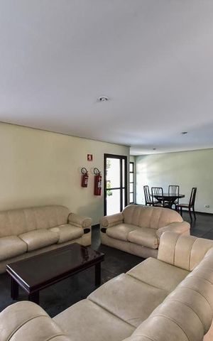 Apartamento à venda com 133m², 3 quartos e 2 vagas Apartamento à venda com 133m², 3 quartos e 2 vagasÁrea comum - Salão de festas