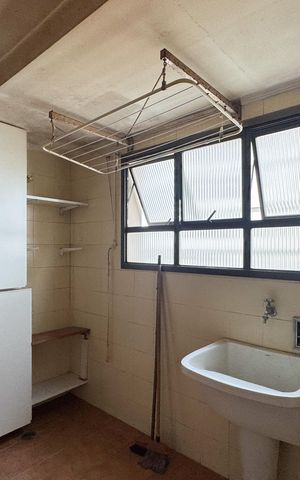 Apartamento à venda com 133m², 3 quartos e 2 vagas Apartamento à venda com 133m², 3 quartos e 2 vagasÁrea de Serviço
