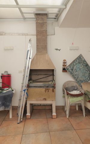 Casa à venda com 300m², 3 quartos e 2 vagasChurrasqueira