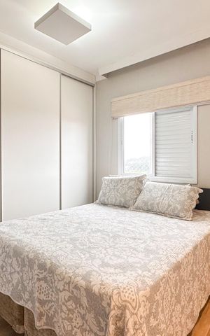 Apartamento à venda com 64m², 2 quartos e 2 vagas Apartamento à venda com 64m², 2 quartos e 2 vagasSuíte