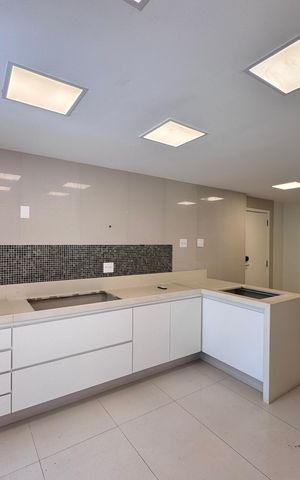 Apartamento para alugar com 262m², 3 quartos e 2 vagas Apartamento para alugar com 262m², 3 quartos e 2 vagasCozinha