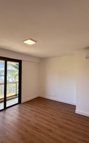 Apartamento para alugar com 262m², 3 quartos e 2 vagas Apartamento para alugar com 262m², 3 quartos e 2 vagasSuíte 2