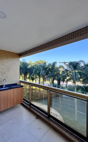 Apartamento para alugar com 262m², 3 quartos e 2 vagas Apartamento para alugar com 262m², 3 quartos e 2 vagasVaranda
