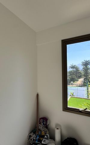 Apartamento para alugar com 262m², 3 quartos e 2 vagas Apartamento para alugar com 262m², 3 quartos e 2 vagasÁrea de Serviço - Banheiro