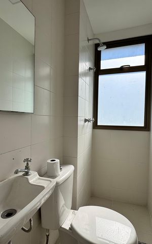 Apartamento para alugar com 262m², 3 quartos e 2 vagas Apartamento para alugar com 262m², 3 quartos e 2 vagasÁrea de Serviço - Banheiro
