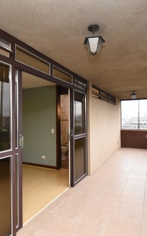 Apartamento à venda com 255m², 4 quartos e 2 vagasSacada da Suíte