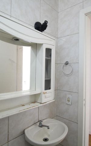Apartamento à venda com 42m², 1 quarto e sem vagaBanheiro