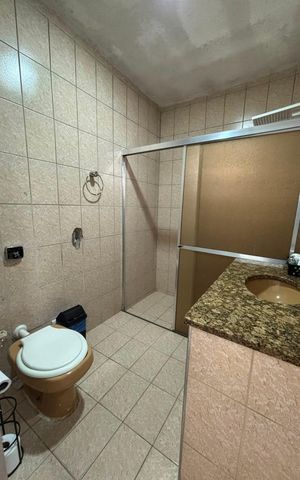 Casa para alugar com 125m², 4 quartos e 1 vagaBanheiro