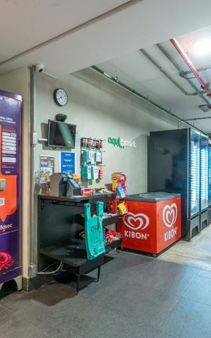 Apartamento à venda com 93m², 2 quartos e 2 vagas Apartamento à venda com 93m², 2 quartos e 2 vagasÁrea externa