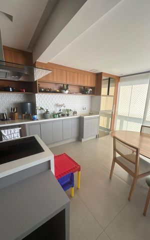 Apartamento à venda com 93m², 2 quartos e 2 vagas Apartamento à venda com 93m², 2 quartos e 2 vagasVaranda