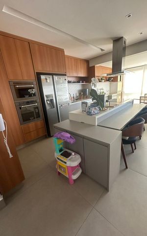 Apartamento à venda com 93m², 2 quartos e 2 vagas Apartamento à venda com 93m², 2 quartos e 2 vagasCozinha