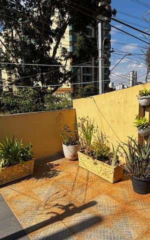 Casa à venda com 100m², 2 quartos e 1 vaga Casa à venda com 100m², 2 quartos e 1 vagaQuarto 1 Varanda