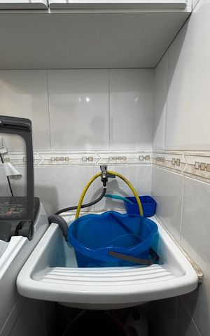 Casa à venda com 100m², 2 quartos e 1 vaga Casa à venda com 100m², 2 quartos e 1 vagaÁrea de Serviço