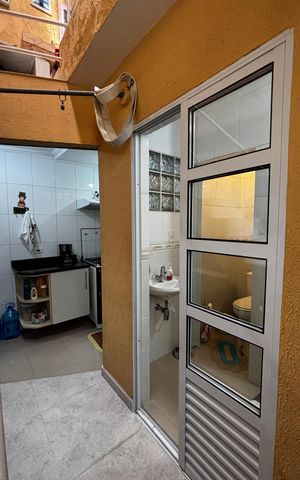 Casa à venda com 100m², 2 quartos e 1 vaga Casa à venda com 100m², 2 quartos e 1 vagaÁrea de Serviço