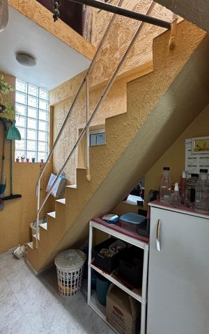 Casa à venda com 100m², 2 quartos e 1 vaga Casa à venda com 100m², 2 quartos e 1 vagaÁrea de Serviço
