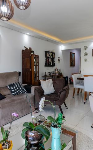Apartamento à venda com 120m², 3 quartos e 2 vagas Apartamento à venda com 120m², 3 quartos e 2 vagasSala