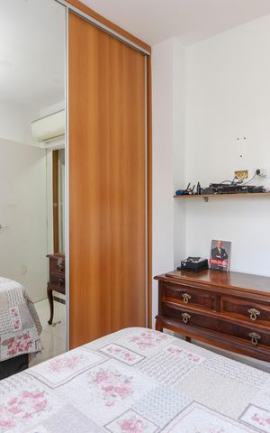 Apartamento à venda com 120m², 3 quartos e 2 vagas Apartamento à venda com 120m², 3 quartos e 2 vagasQuarto 1