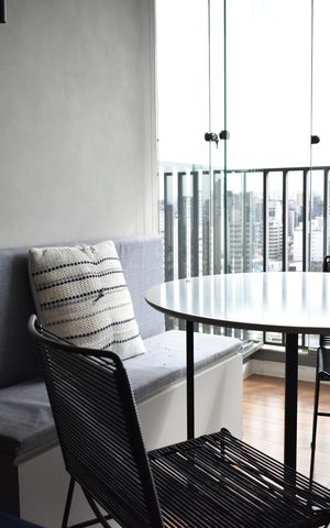 Apartamento para alugar com 72m², 2 quartos e 1 vagaSacada