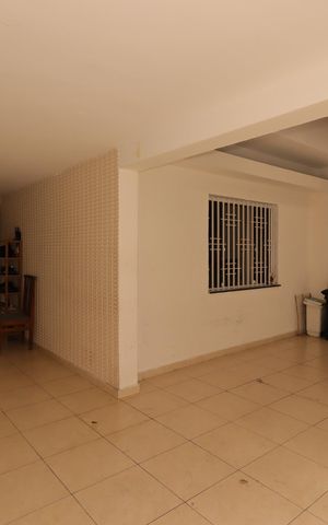 Casa à venda com 154m², 4 quartos e 2 vagasGaragem