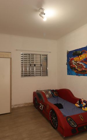 Casa à venda com 154m², 4 quartos e 2 vagasSuíte 1