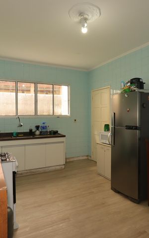 Casa à venda com 154m², 4 quartos e 2 vagasCozinha