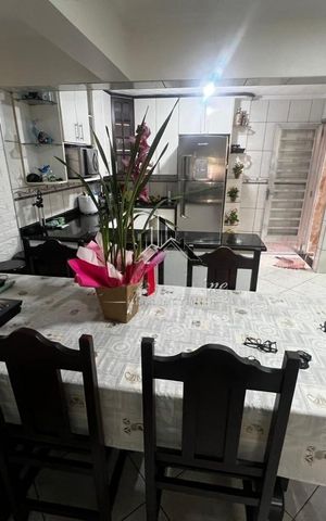 Casa à venda com 200m², 5 quartos e 3 vagas