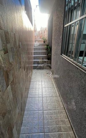 Casa à venda com 200m², 5 quartos e 3 vagas