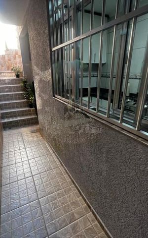 Casa à venda com 200m², 5 quartos e 3 vagas
