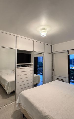Apartamento para alugar com 159m², 3 quartos e 2 vagasSuíte