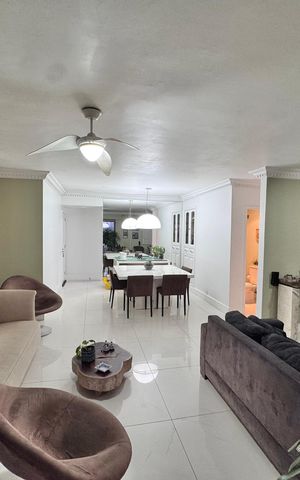 Apartamento para alugar com 159m², 3 quartos e 2 vagasSala