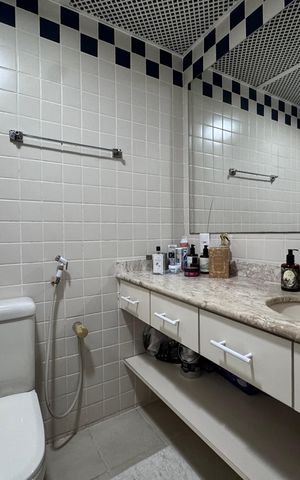 Apartamento para alugar com 159m², 3 quartos e 2 vagasBanheiro Social