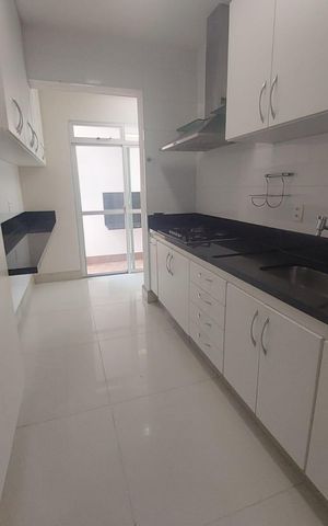 Apartamento para alugar com 150m², 3 quartos e 2 vagas Apartamento para alugar com 150m², 3 quartos e 2 vagasCozinha