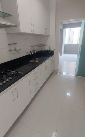 Apartamento para alugar com 150m², 3 quartos e 2 vagas Apartamento para alugar com 150m², 3 quartos e 2 vagasCozinha