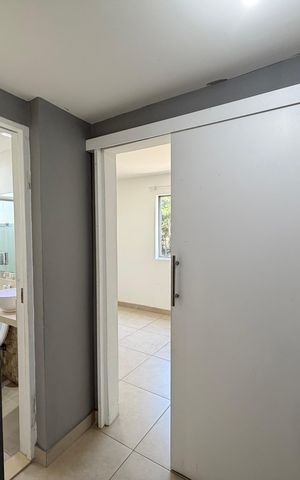 Apartamento à venda com 46m², 2 quartos e 1 vaga Apartamento à venda com 46m², 2 quartos e 1 vagaSala - Corredor