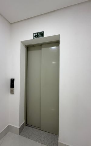 Apartamento à venda com 55m², 2 quartos e sem vaga Apartamento à venda com 55m², 2 quartos e sem vagaÁrea Comum - Elevador
