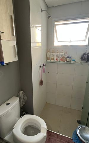 Apartamento à venda com 58m², 2 quartos e 1 vaga Apartamento à venda com 58m², 2 quartos e 1 vagaBanheiro