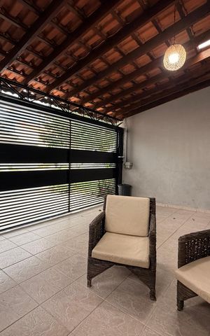 Casa à venda com 90m², 2 quartos e 2 vagasGaragem