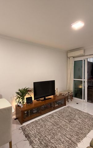 Casa à venda com 90m², 2 quartos e 2 vagasSala