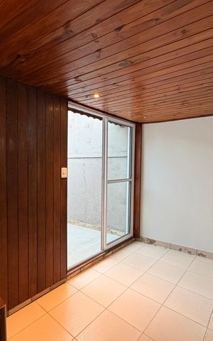 Casa à venda com 90m², 2 quartos e 2 vagasQuarto 3 (escritório/closet)