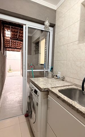 Casa à venda com 90m², 2 quartos e 2 vagasÁrea de Serviço