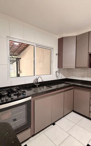 Casa à venda com 90m², 2 quartos e 2 vagasCozinha
