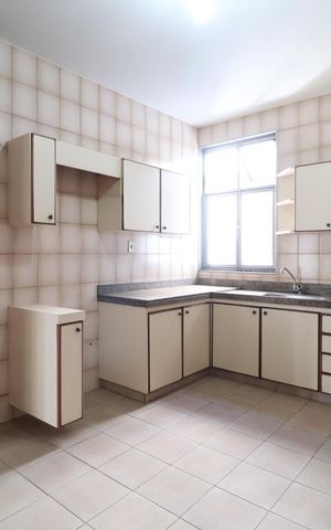 Apartamento para alugar com 230m², 3 quartos e 2 vagasCozinha
