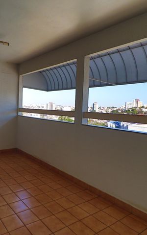 Apartamento para alugar com 230m², 3 quartos e 2 vagasVaranda