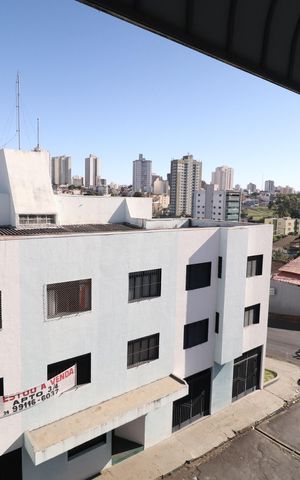 Apartamento para alugar com 230m², 3 quartos e 2 vagasVista