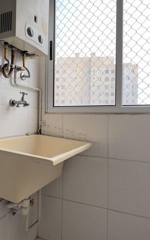 Apartamento para alugar com 47m², 2 quartos e 1 vaga Apartamento para alugar com 47m², 2 quartos e 1 vagaCozinha e Área de Serviço