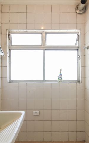 Apartamento à venda com 78m², 3 quartos e 2 vagas Apartamento à venda com 78m², 3 quartos e 2 vagasÁrea de Serviço