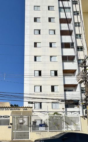 Apartamento para alugar com 72m², 3 quartos e 2 vagas Apartamento para alugar com 72m², 3 quartos e 2 vagasFachada